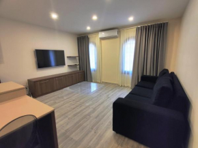 F4 Charming Old Theatre Apartment - Walking Distance to Mdina